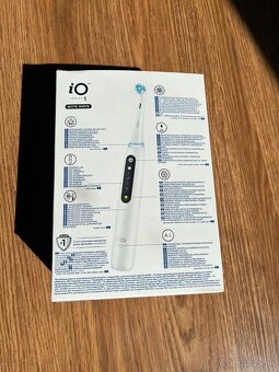 Elektrická kefka Oral B iO5 - 3