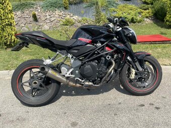 Mv Agusta Brutale 1090R - 3