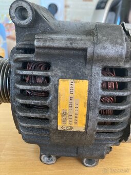 hydraulické čerpadlo, alternátor z Mini cooper r50 - 3