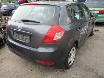 Kia Ceed automat rozpredam na nahradne diely - 3