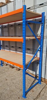 Priemyselný policovy regal , regale. - 3