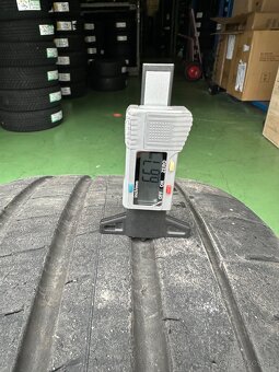 275/35 R23 108Y XL YOKOHAMA ADVAN SPORT V107 - 3