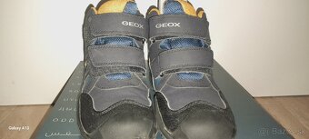 Predám chlapčenské zimné topánky Geox, veľkosť 35 - 3