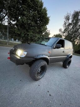 Nissan Terrano 2.7 - 3