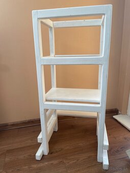 Rastúca učiaca veža - 3