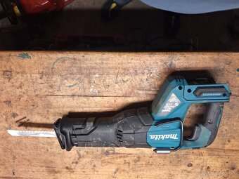 Píla chvostová - 3