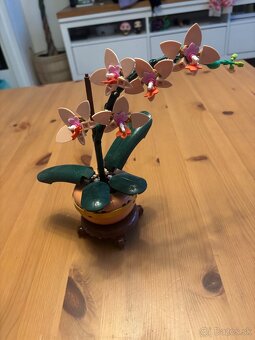 Lego orchidea - 3