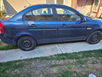 Hyundai accent - 3