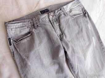 Armani Jeans pánske riflové nohavice L (36) - 3