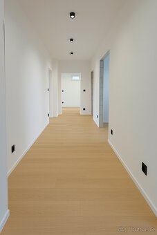 NOVOSTAVBA 4i. GARÁŽ +šatník alebo pracovňa - 3