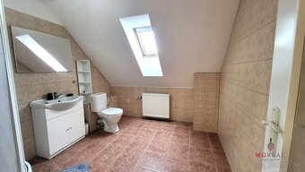 Predaj Krušovce 2izbový byt v rodinnom dome + predajňa - 3