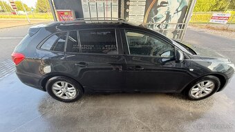 Chevrolet Cruze kombi - 3