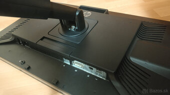30" HP ZR30w IPS 2560x1600 - 3
