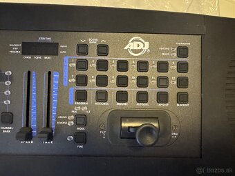 DMX OPERATOR 384 + LED Mini Wash - 3