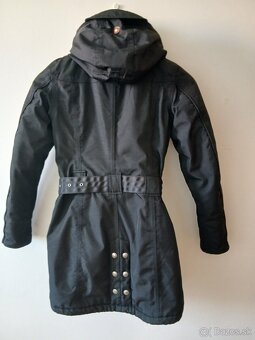 značková bunda - 3