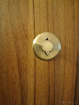 Predám zachovalé vchodové dvere - 3