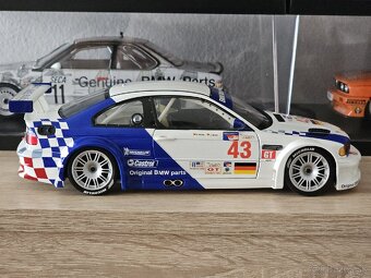 BMW M3 GTR 1:18 - 3