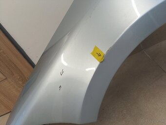 Predný pravý blatník Škoda Superb 2 - 3