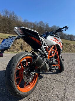 KTM DUKE 390 (2019) - 3