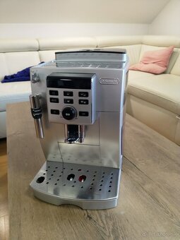 Kávovar Delonghi Magnifica - 3