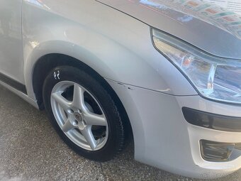 Citroën C4 1.4i (64 kW) – 2008 - 3