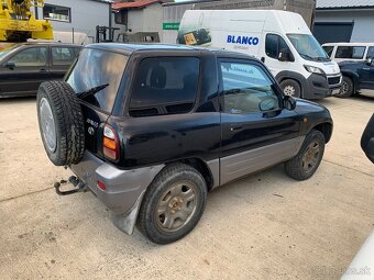 Predam Toyota RAV4 - 3