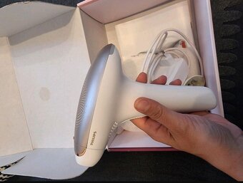 Philipps Lumea IPL Advanced 7000 - 3