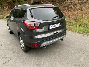 Ford Kuga - 3