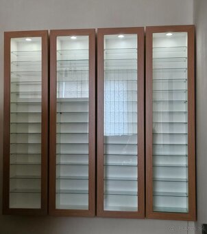 Vitríny IKEA BERTBY - 3