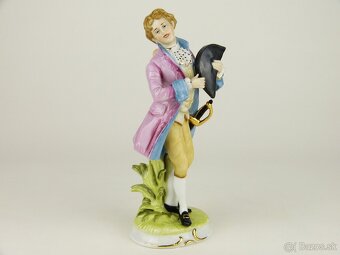 Porcelánová Soška - Šľachtic so Šabľou - 3