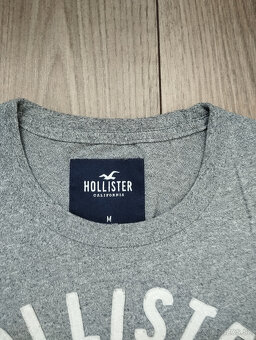 Sivé tričko Hollister - 3