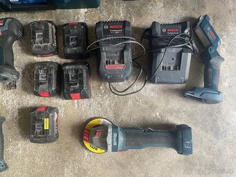 BOSCH AKU 18V NÁRADIE - 3