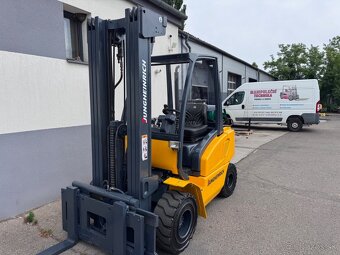 Vysokozdvižný vozík Jungheinrich 3t LPG triplex GO - 3
