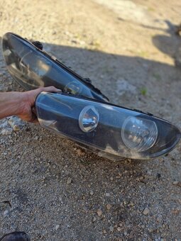 Predám predné svetlá na Volkswagen Scirocco - 3