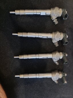 Vstrekovacie trysky 04L130277AD - 3