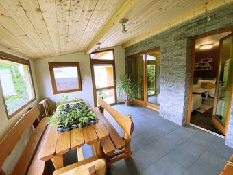7 izbový rodinný dom s garážou,pozemok 730 m2 v obci Slatina - 3