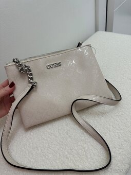 Kabelky Guess - 3
