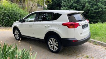 Toyota RAV4 2.2 d4d 110kw Premium XA40 - 3