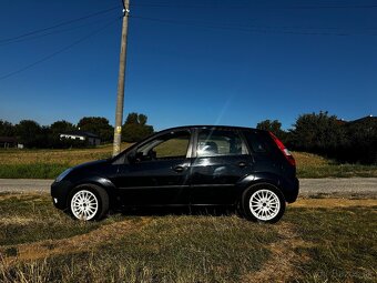 Ford fiesta MK5 - 3