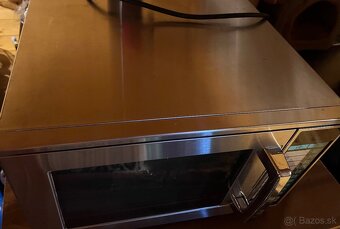 Sharp R‑23AT – profi mikrovlnná rúra 1800 W, programovateľná - 3