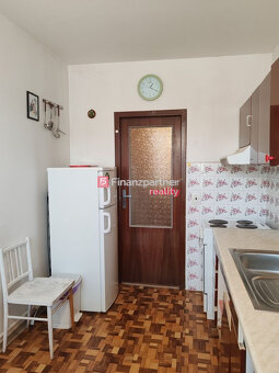 Predaj 3 izbový byt Brezová pod Bradlom - 3