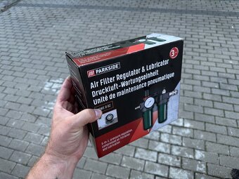 Parkside air filter regulator and lubricator - 3
