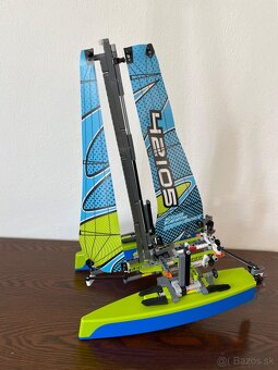 Lego Technic   Catamaran - 3