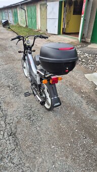 Manet korado 2kw ...5300km - 3