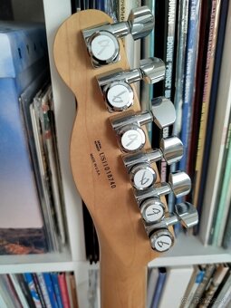 American Deluxe Ash Telecaster - 3