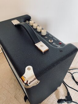 Basové kombo Fender Rumble 15 - 3