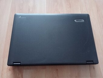 predám Acer extensa 5635 / 3gb ram / 250gb hdd /Windows xp - 3
