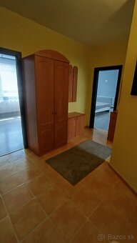 Prenájom 3 izbového bytu - Snina, Budovateľská - 3