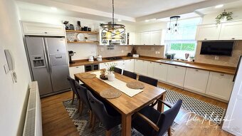 Na predaj moderný zariadený bungalov s bazénom v obci Komjat - 3