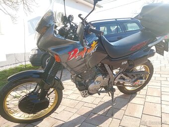 Honda NX 650 Dominator - 3